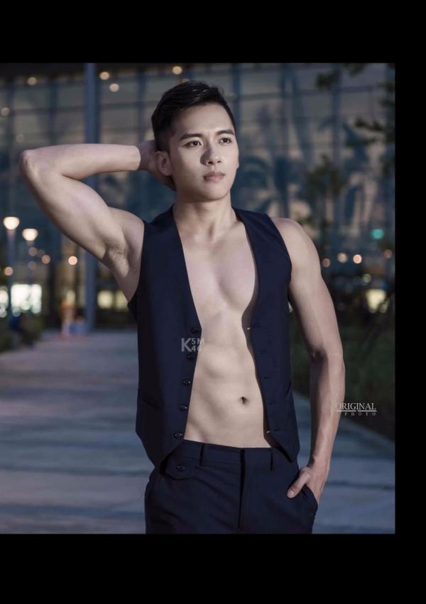 Original-Photo-1.1-原色-1-陽光美型男-趙赫尹-1